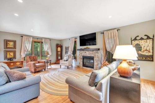 1441 Westmeath Ave, Green Bay, WI 54313-6163