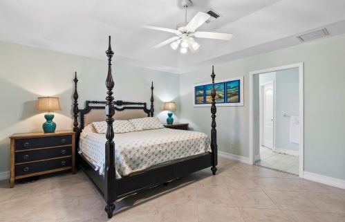 769 101 Ave, Naples FL 34108-3205 exterior