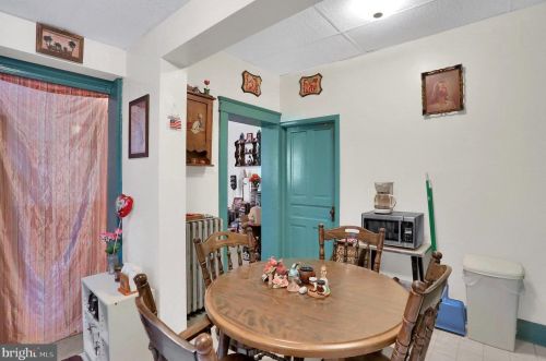 30 Eichelberger St, Hanover PA 17331-1333 exterior