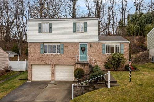 263 Darlan Hill Dr, Pittsburgh, PA 15239-1941