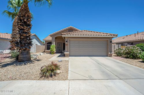 1284 Lark Dr, Chandler, AZ 85286-8309