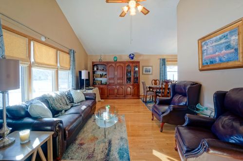 14460 Wilbur Dr, Waukesha WI  53151-5254 exterior