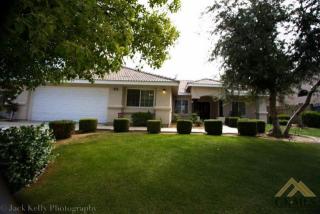 902 Coyote Springs Dr, Bakersfield, CA 93312-2837
