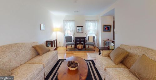 5540 Kendrick Ln, Springfield VA  22015-1948 exterior