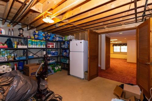 2970 Mendon Rd, Cumberland RI  02864-3463 exterior