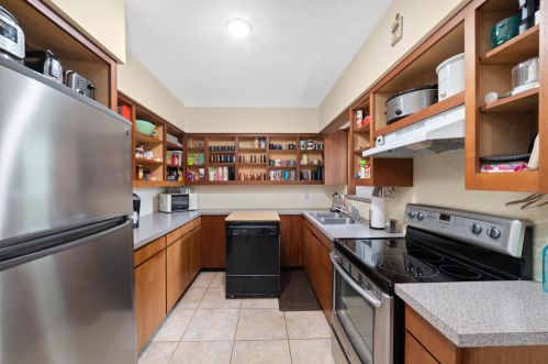 1641 28 Ave, Vero Beach FL 32960-3135 exterior