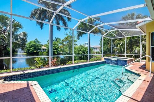 27140 Driftwood Dr, Bonita Springs, FL 34135-4321