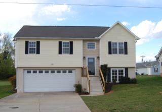 2525 Bluebird Ln, Winston Salem, NC 27106-2299