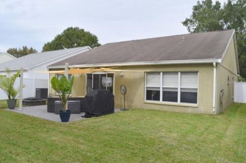 4604 Gulfwinds Dr, Lutz, FL 33558-2751