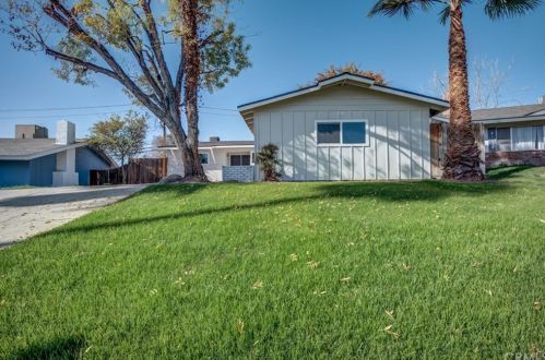 3320 Apollo St, Bakersfield, CA 93306-2132