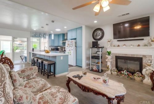 933 Dimarino St, San Diego CA 92114-3024 exterior