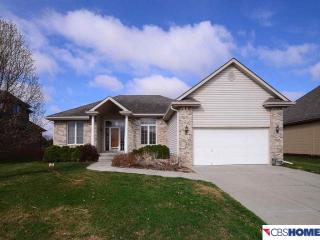 10526 176th St, Omaha, NE 68136-1945
