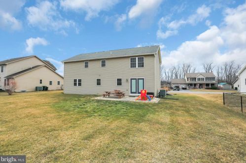 60 Independence Dr, Lees Cross Roads PA  17257-8225 exterior