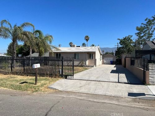 25572 Jane St, San Bernardino, CA 92404-6420