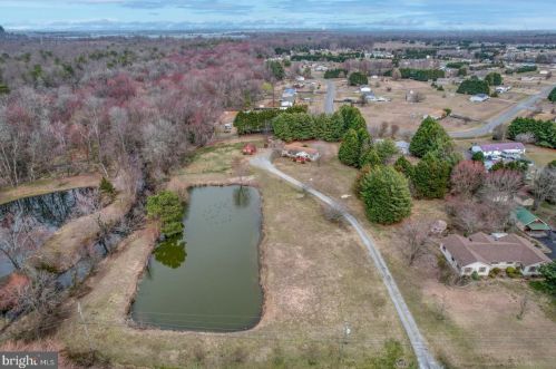 855 Jackson Ditch Rd, Harrington, DE 19952-2425