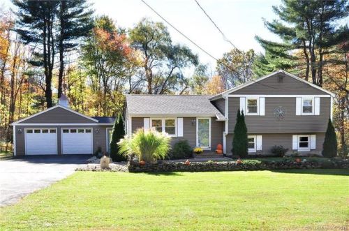 15 Copper Hill Rd, Granby CT  06035-1524 exterior
