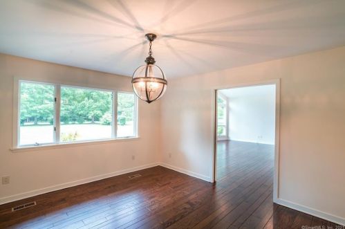 14 Turtle Back Rd, New Canaan CT  06840-2618 exterior