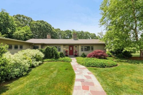 193 Plant St, Groton, CT 06340-6058