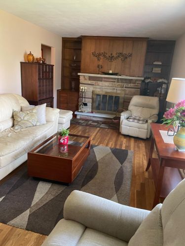 2364 Erter Dr, Springfield, OH 45503-2503