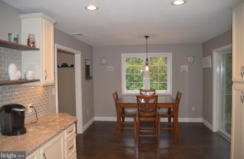 156 Boxwood Ct, Pottstown PA  19464-1500 exterior