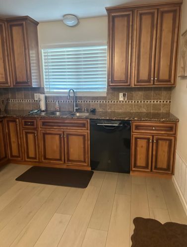 625 Ebbetts Ave, Manteca CA  95337-6016 exterior