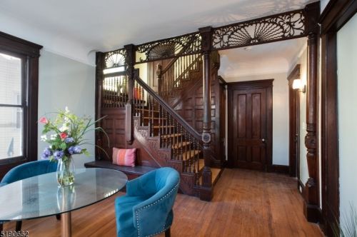 31 Cloverhill Pl, Montclair NJ  07042-4818 exterior