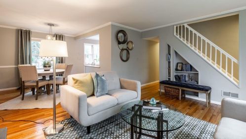 4853 Bartlett Ave, Milwaukee WI  53217-6017 exterior