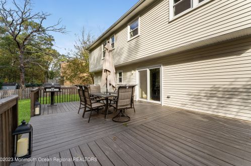 922 Morris Ave, Lakewood NJ  08701-5521 exterior