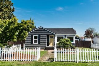 421 10th St, Puyallup, WA 98371-5709