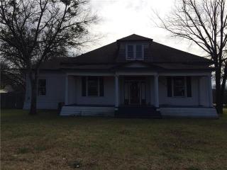 101 Lamar St, Palmer, TX 75152-8249