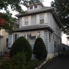 729 Van Buren Ave, Elizabeth, NJ 07201-1626