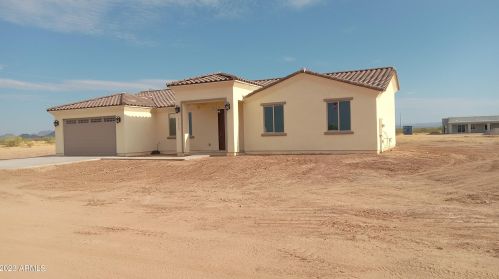 31033 251st Ave, Wittmann, AZ 85361-1080