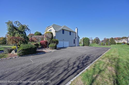 19 Rustic Way, East Freehold, NJ 07728-9007