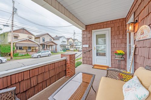 214 Loyalhanna Ave, Latrobe PA  15650-1724 exterior