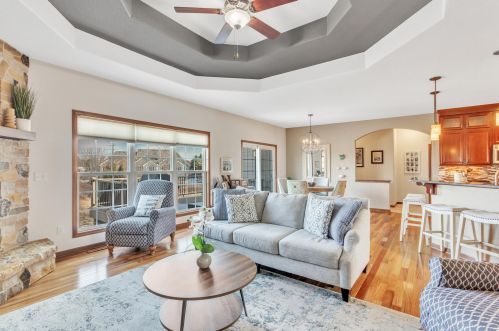 11380 Concord Creek Dr, Thiensville WI  53092-4374 exterior