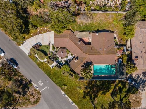 2901 Palos Verdes Dr, Palos Verdes Estates CA 90274-0025 exterior