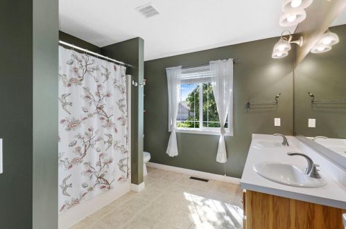 12441 193rd Ln, Otsego MN  55330-4561 exterior