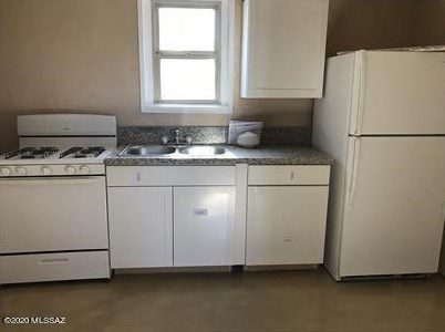 13 Palmdale St, Tucson, AZ 85714-1437