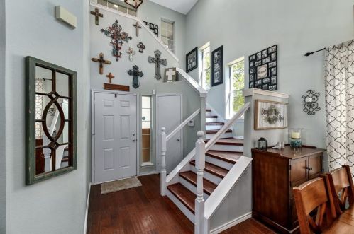 4513 Sandera Ln, Lewisville TX  75028-2038 exterior