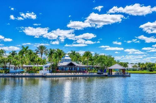 3730 Montreux Ln, Naples FL 34114-6478 exterior