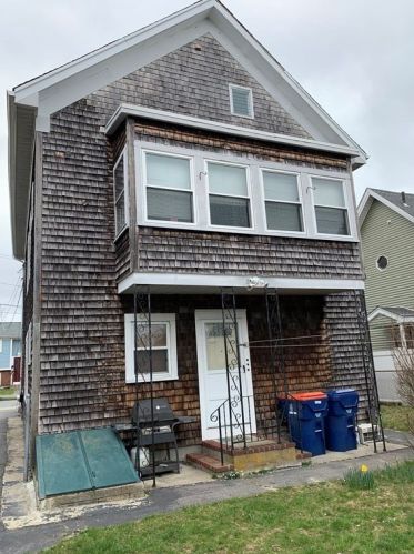 108 Harwich St, New Bedford, MA 02745-6303