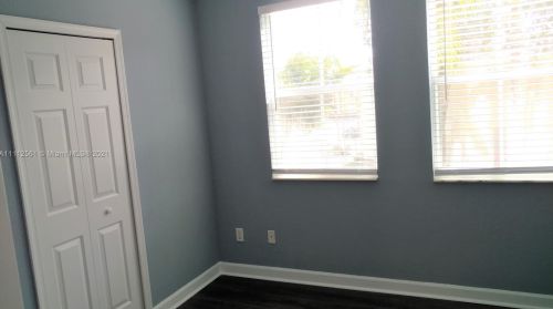 15703 42nd St, Hollywood FL  33027-4814 exterior