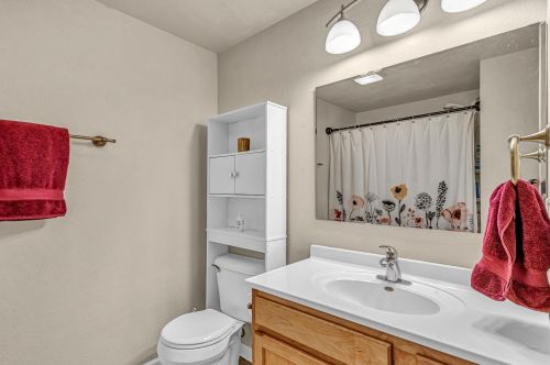 1415 Kellner St, Manitowoc WI  54220-1516 exterior