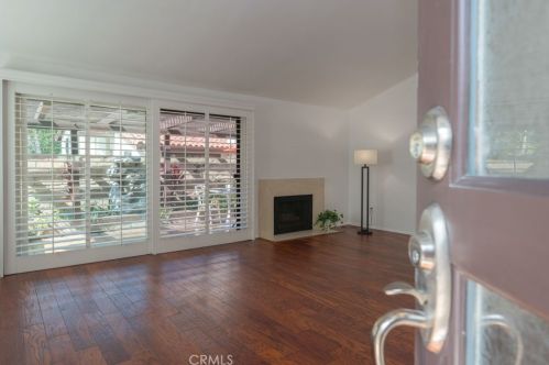 4948 Atherton St, Long Beach, CA 90815-3763