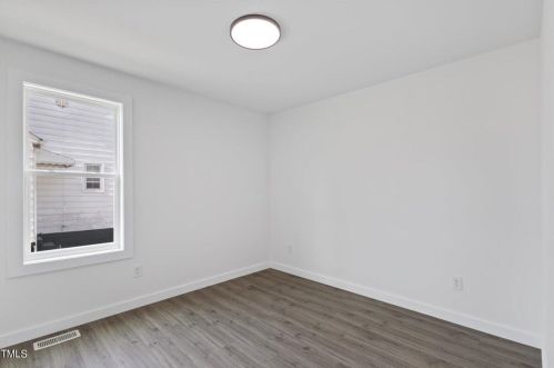 1412 Ashe St, Burlington NC  27217-2810 exterior