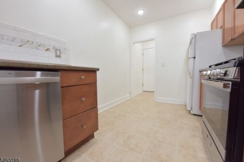 415 Bloomfield Ave, Montclair NJ  07042-3584 exterior