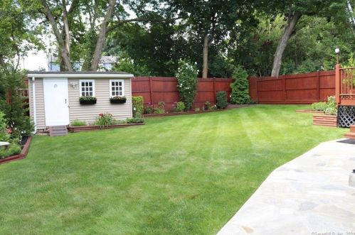 55 Gertrude Ave, Waterbury, CT 06708-1738