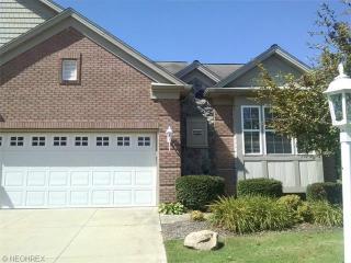 2930 Country Club Ln, Twinsburg, OH 44087-2949
