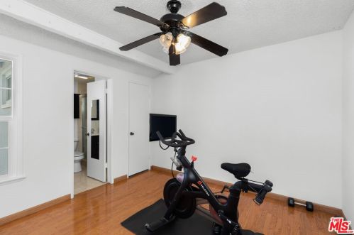 7189 Hoover Way, Buena Park CA  90620-3820 exterior