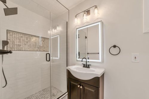 54 Reed St, San Jose CA  95110-2846 exterior